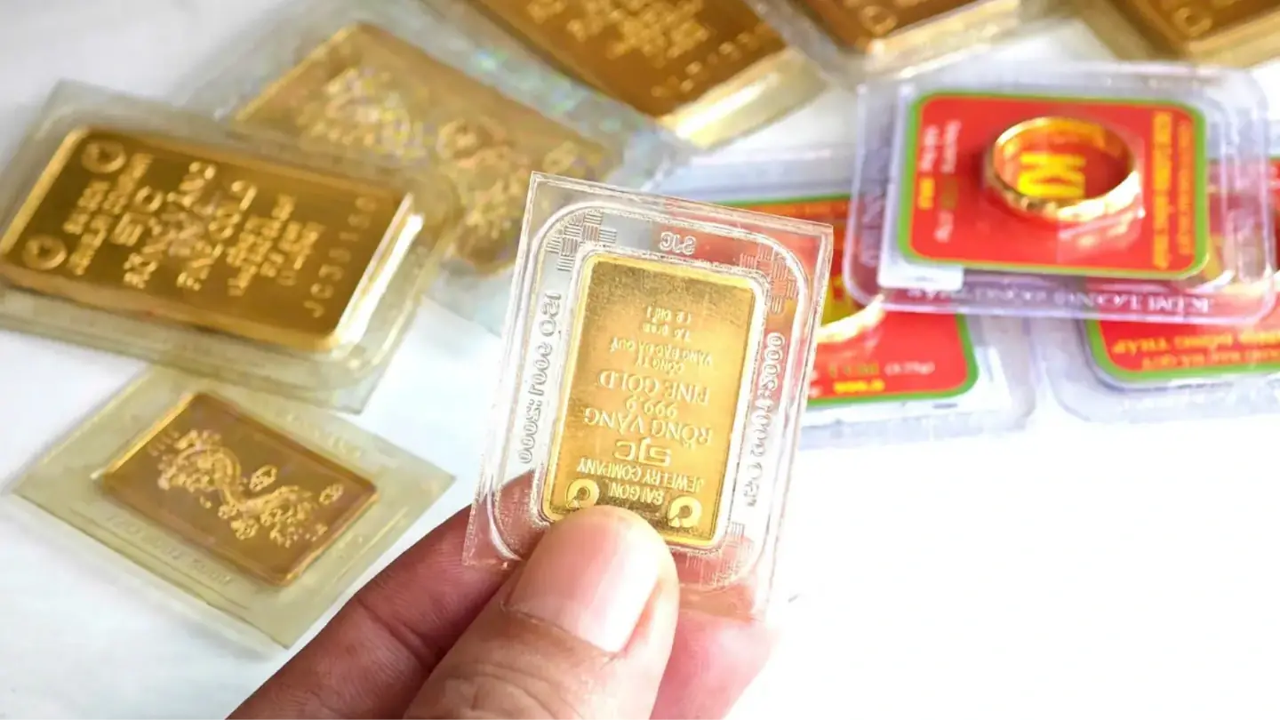 Giá vàng nhẫn tăng gần gấp đôi vàng miếng